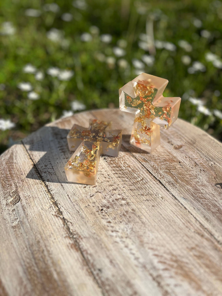 Mae Mae's - Gold/rose gold cross 