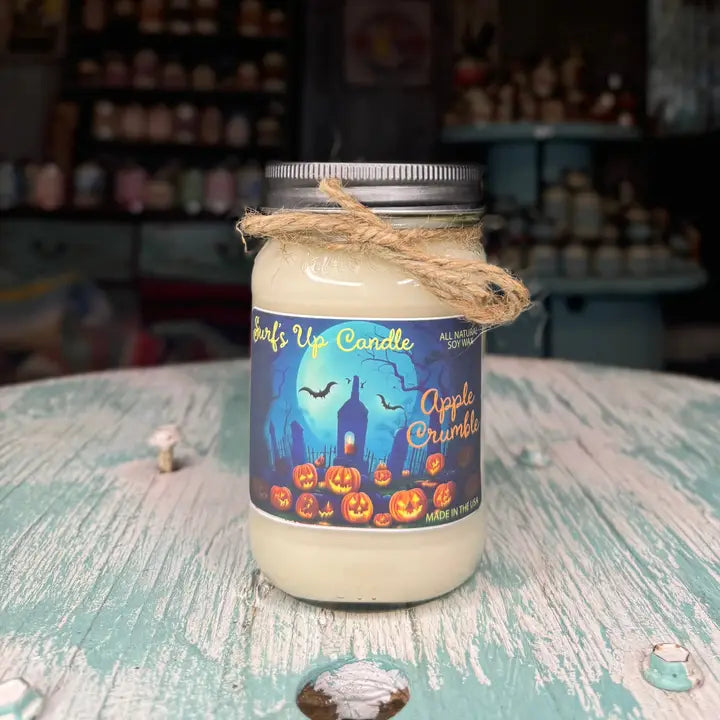 Graveyard Apple Crumble Candle