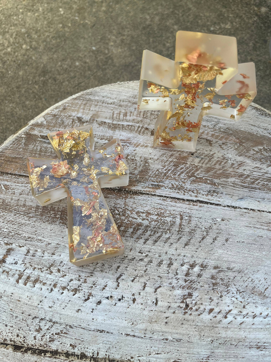 Mae Mae's - Gold/rose gold cross 