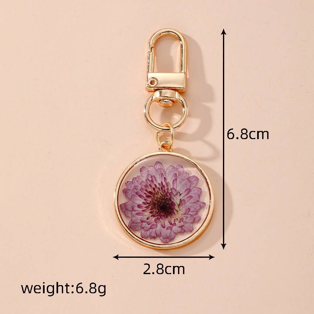 Ladylande - Handmade Resin Pressed-Flower Keychain