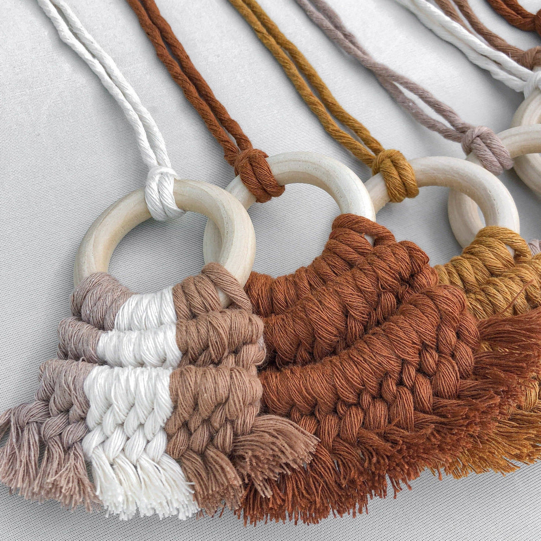 The Thrifty Handmade - Macrame Wooden Diffusers